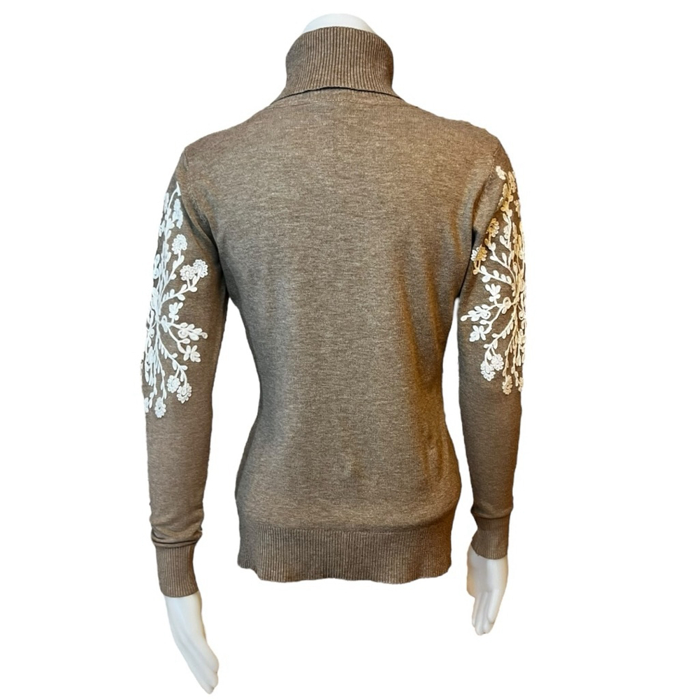 Women's Rain + Rose Neutral Crewel Embroidered Turtleneck Sweater, S - Picture 9 of 12
